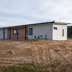 Ovens & King Builders - Glenrowan Solar Passive Home